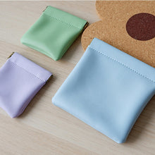 Load image into Gallery viewer, Leather Squeeze Coin Purse