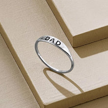 Load image into Gallery viewer, Dad/Mom Memorial Ring